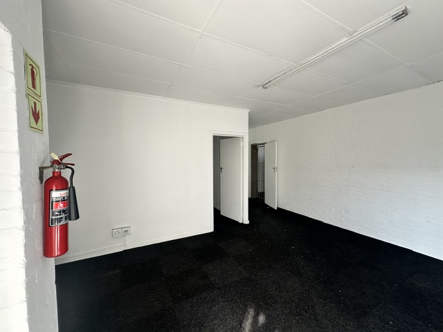 To Let Commercial Property for Rent in Ottery Western Cape